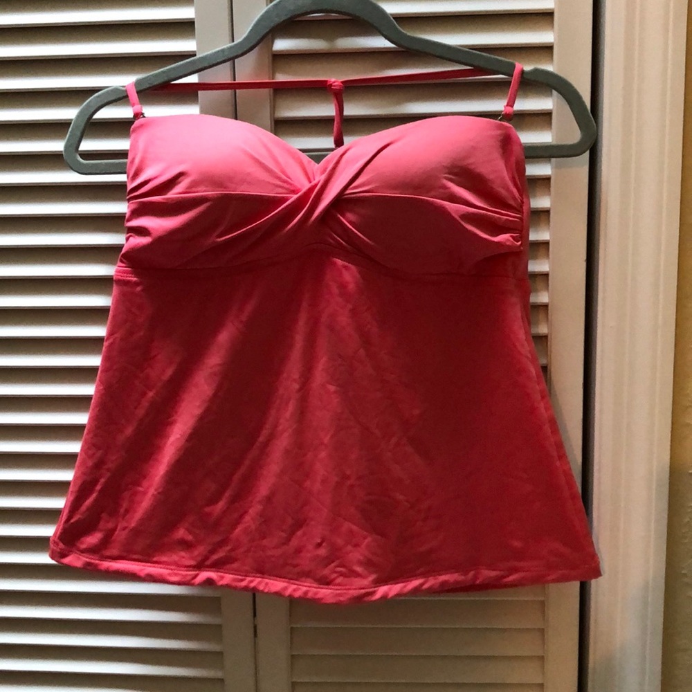 Pink tankini swimming top